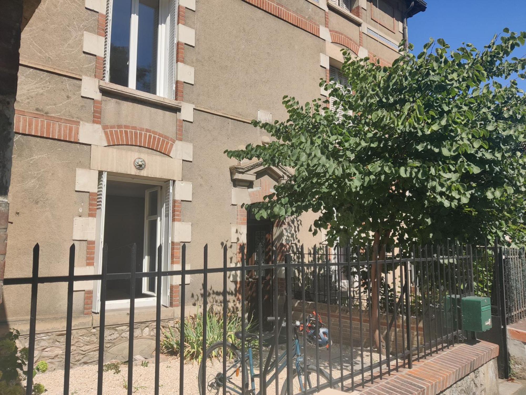 Bel Appart Renove Avec Terrasse 圣阿韦尔坦 外观 照片